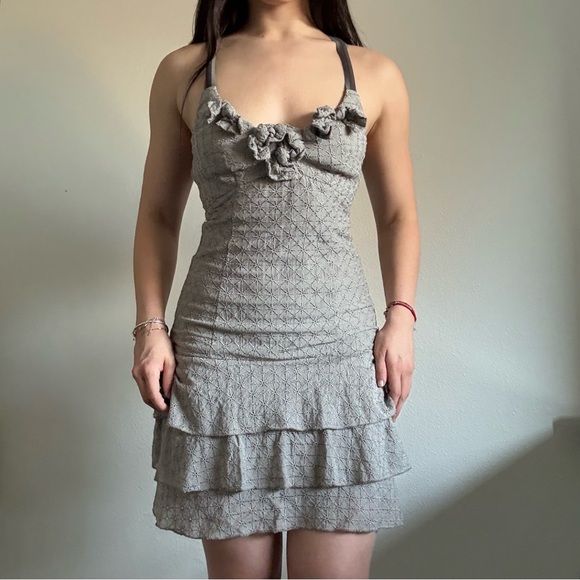 Cop Copine Grey Ruffle Dress - Picture 4 of 16